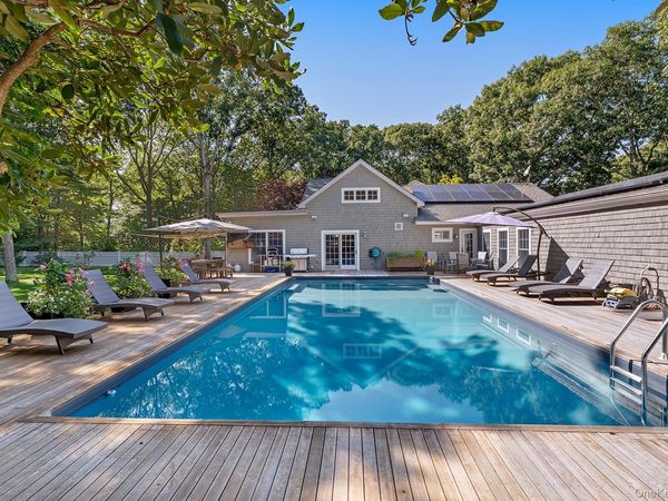23 Park Circle , Quogue, NY 11959