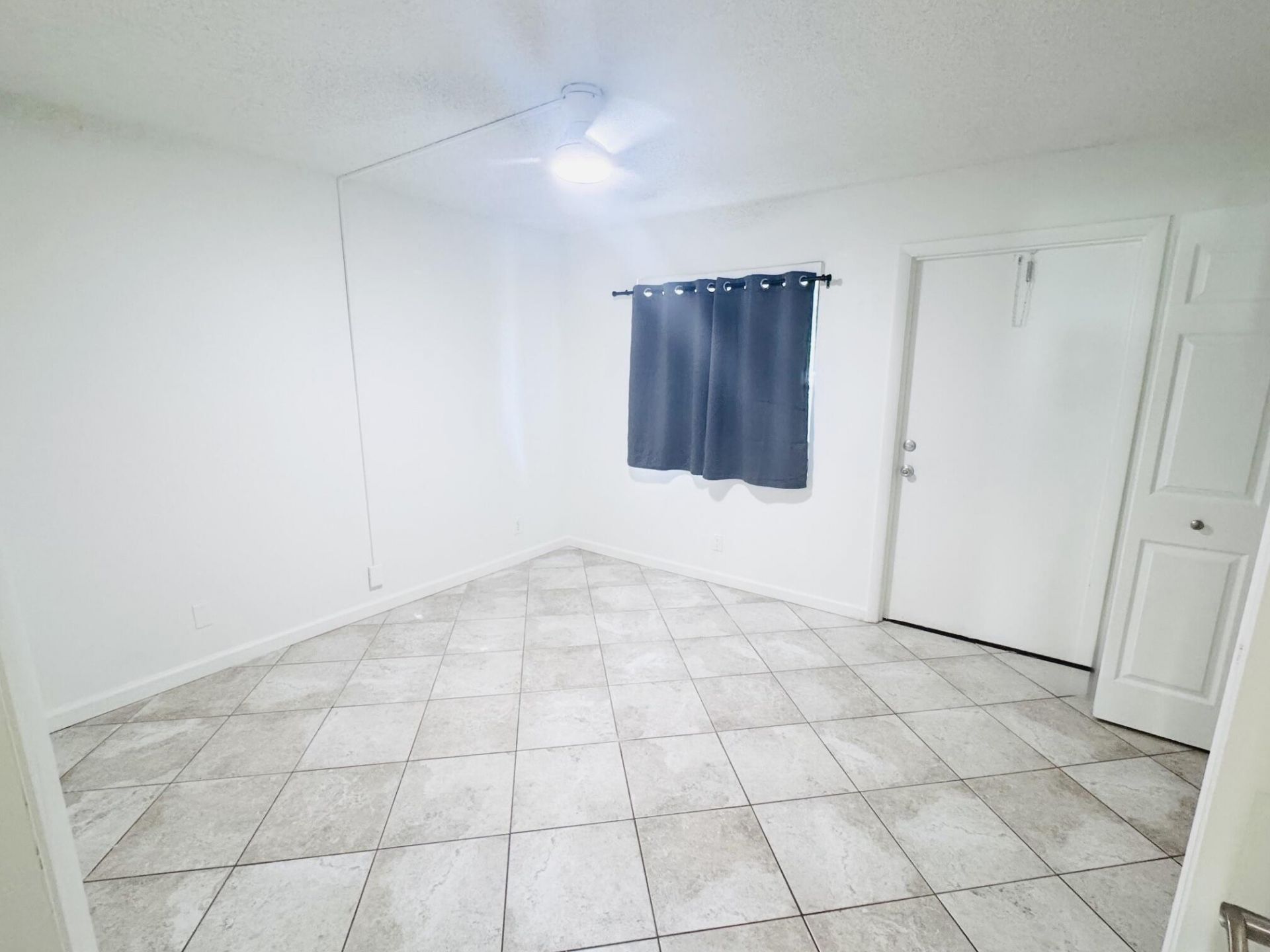 2820 Tennis Club Drive, Unit 206, West Palm Beach, FL 33417 Photo