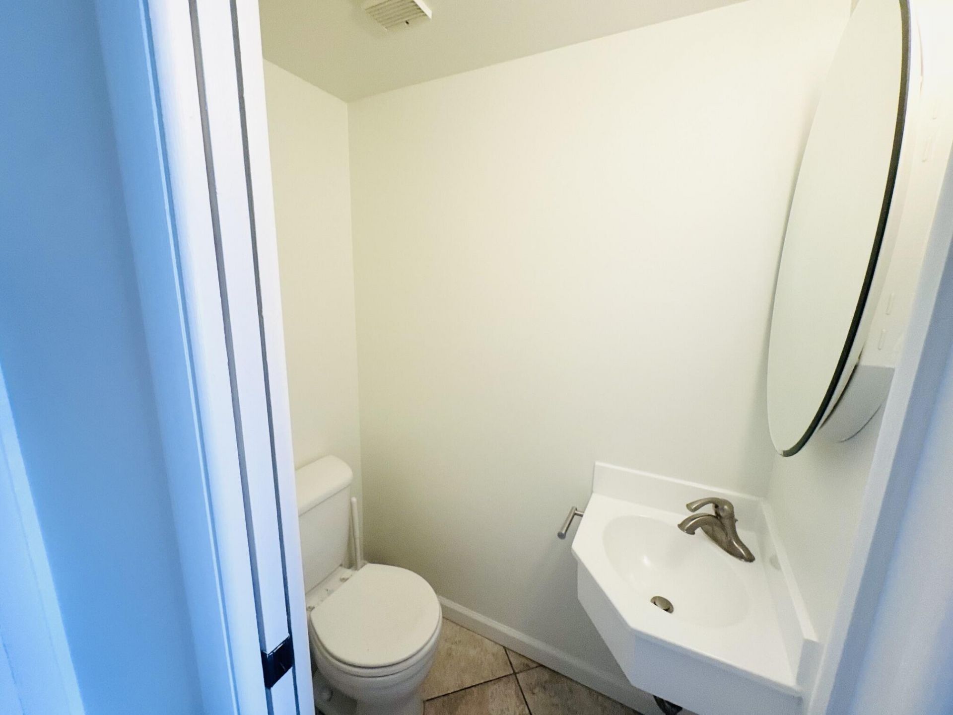 2820 Tennis Club Drive, Unit 206, West Palm Beach, FL 33417 Photo