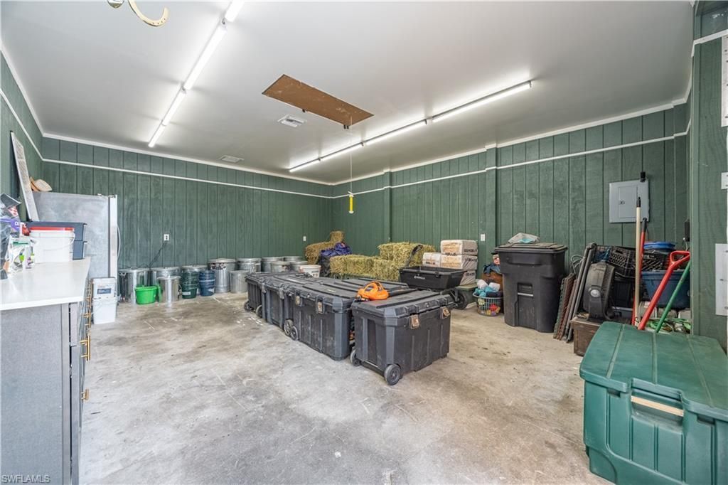 21531 N River Rd , Alva, FL 33920 Photo