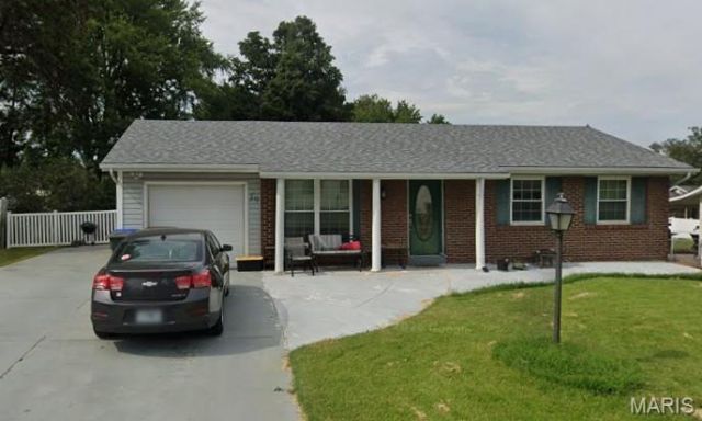 39 Oxbow Road , Saint Peters, MO 63376 Main Photo