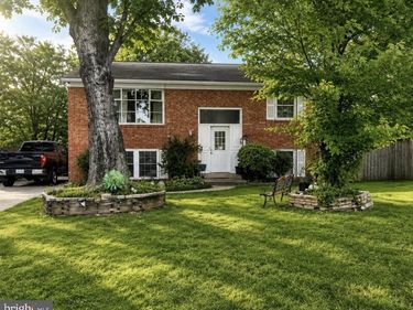 13604 BENTREE COURT , CHANTILLY, VA 20151