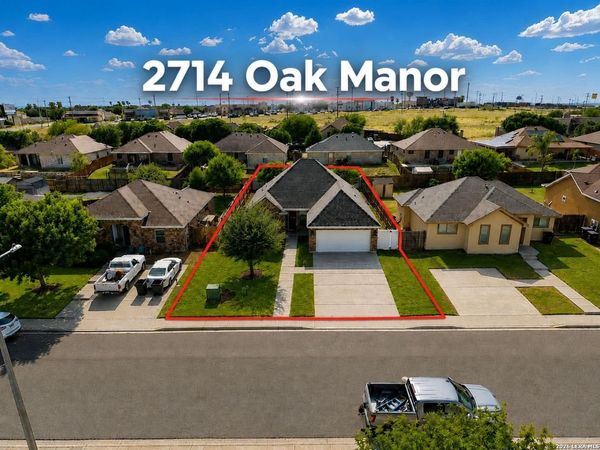 2714 OAK MANOR DR, Eagle Pass, TX 78852