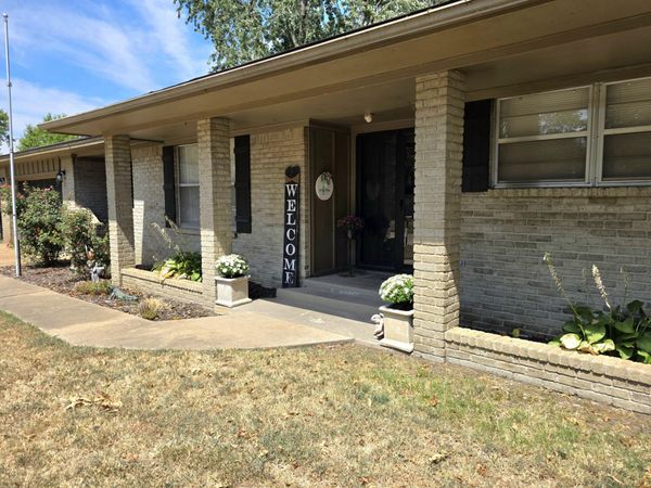 1019 16th Avenue NE, Miami, OK 74354