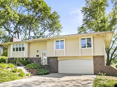 10711 Boyd Street, Omaha, NE 68134