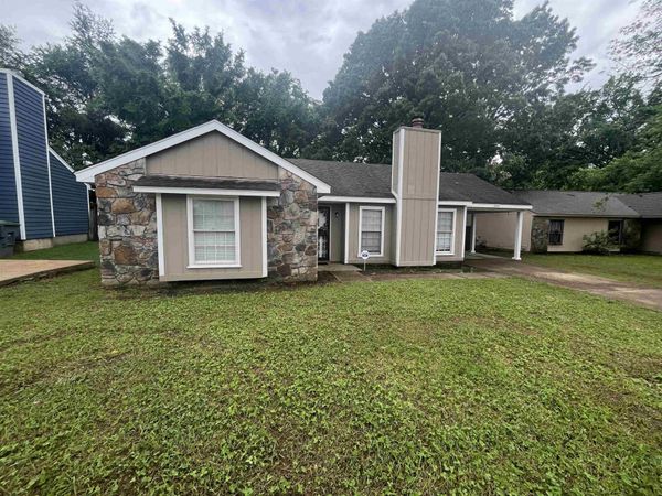 3305 BURGESS DR, Memphis, TN 38118