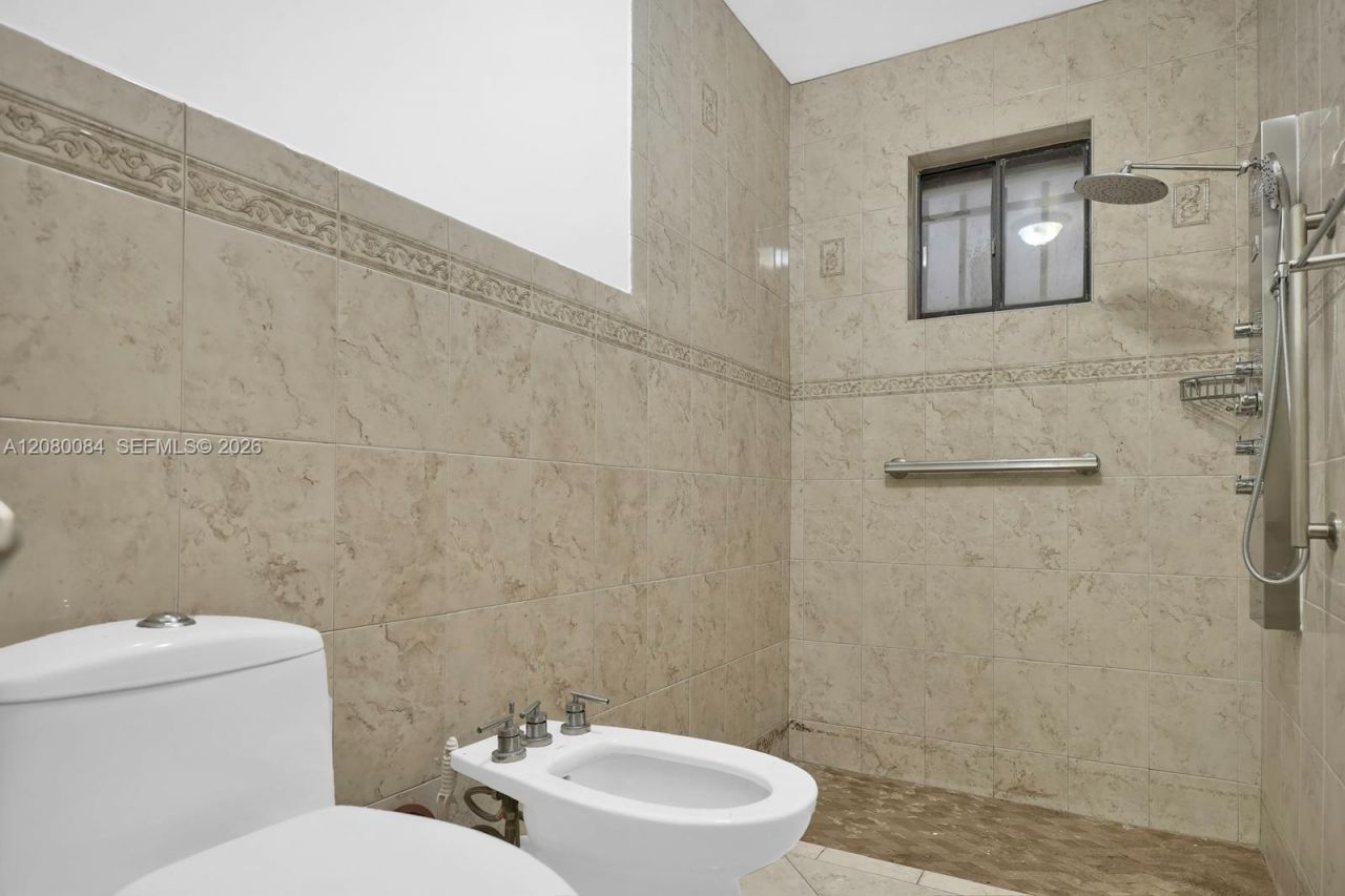 326 E 34th St , Hialeah, FL 33013 Photo