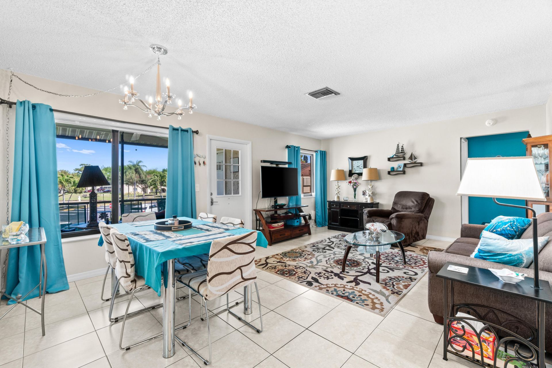 3589 La Aires Court, Unit A-2, Greenacres, FL 33463 Photo
