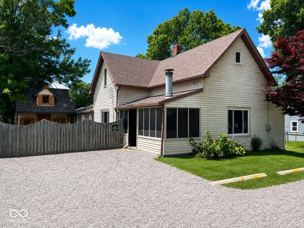 8724 Shelby Street , Indianapolis, IN 46227