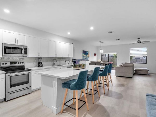 25057 SW 108th Ave, Homestead, FL 33032
