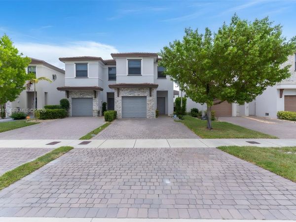 25057 SW 108th Ave , Homestead, FL 33032