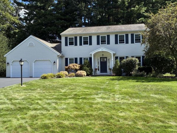 210 Sundew Drive, Schenectady, NY 12303
