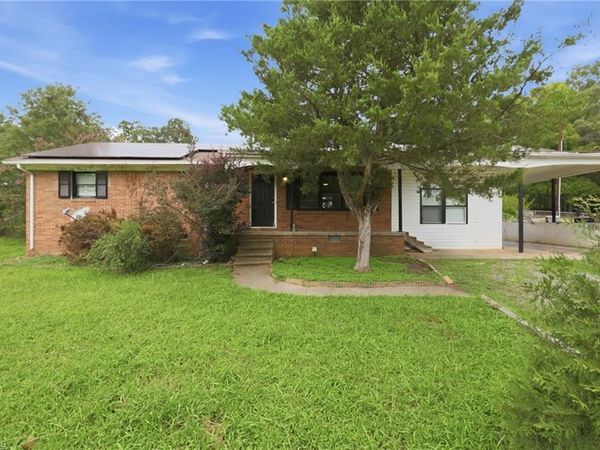 2202 Old Orchard Lane, Burlington, NC 27217