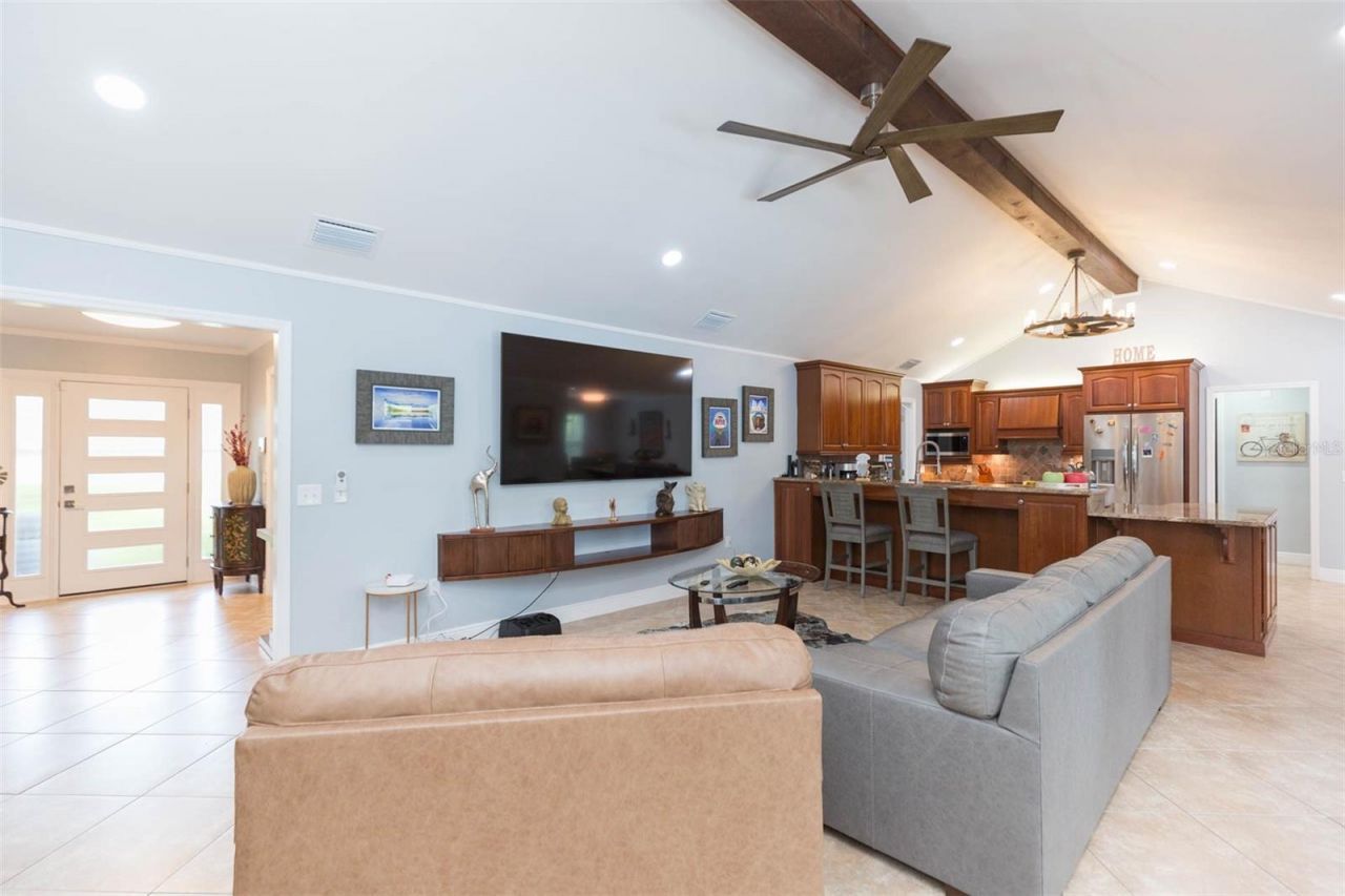 2709 Fairway View Drive , Valrico, FL 33596 Photo