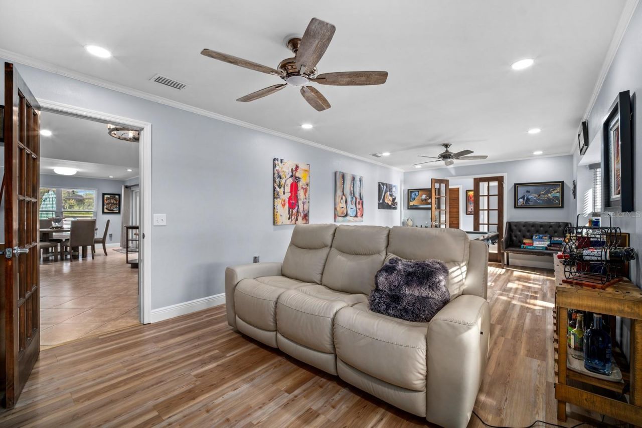 2709 Fairway View Drive, Valrico, FL 33596 Photo