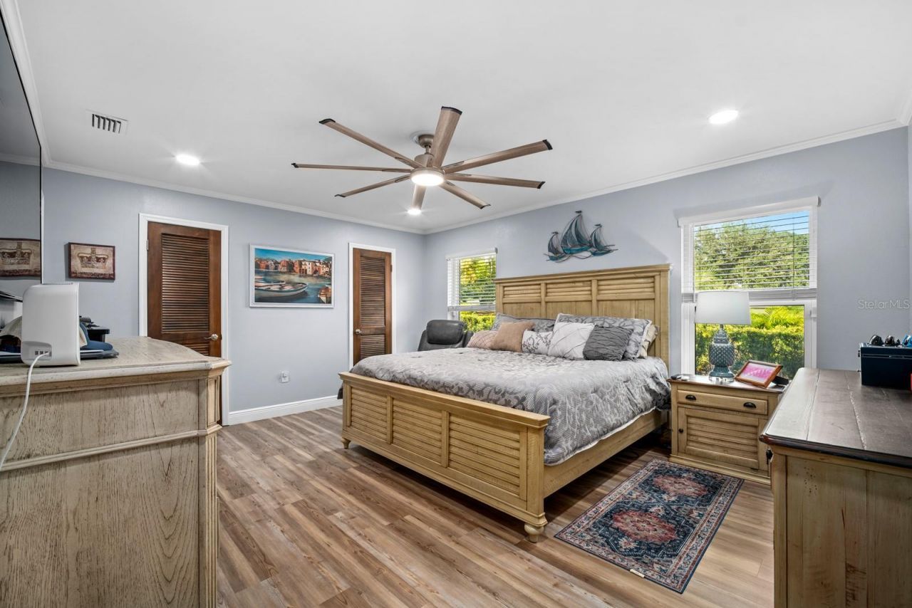 2709 Fairway View Drive, Valrico, FL 33596 Photo