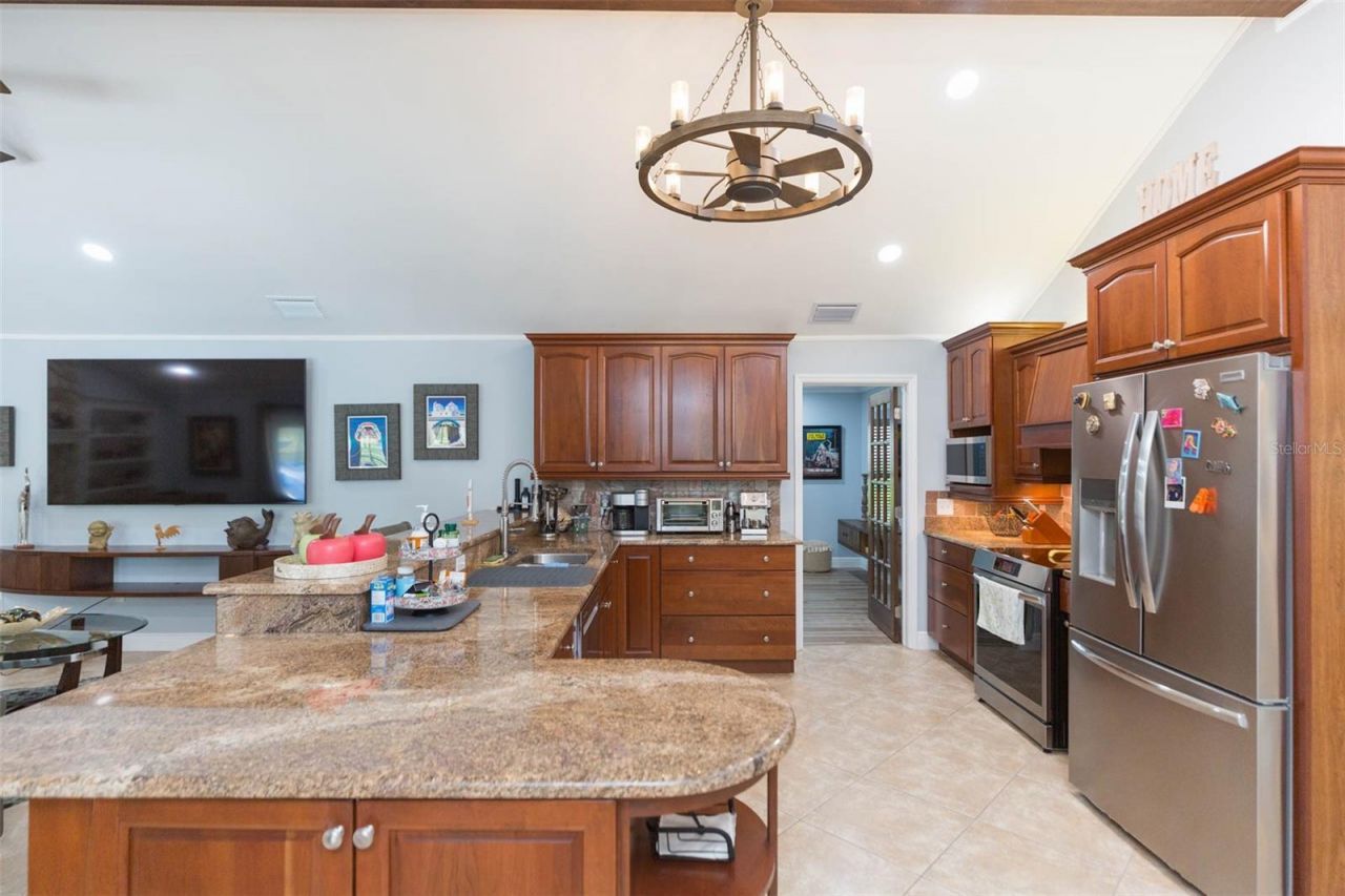 2709 Fairway View Drive , Valrico, FL 33596 Photo