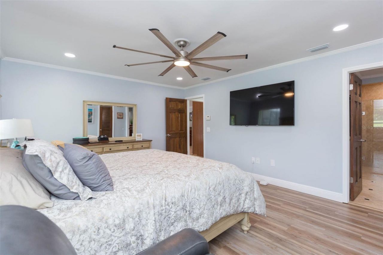 2709 Fairway View Drive , Valrico, FL 33596 Photo