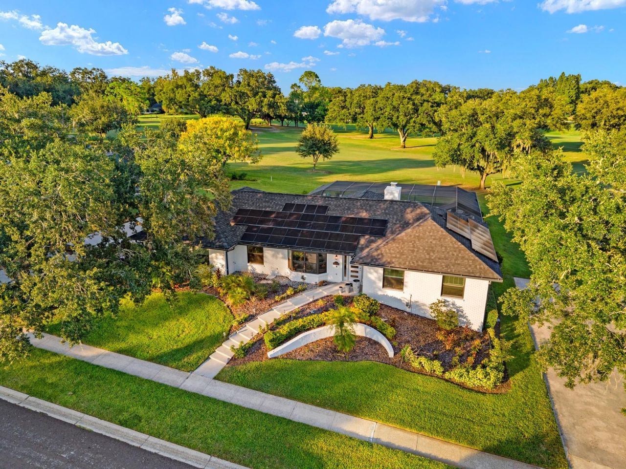 2709 Fairway View Drive, Valrico, FL 33596 Photo