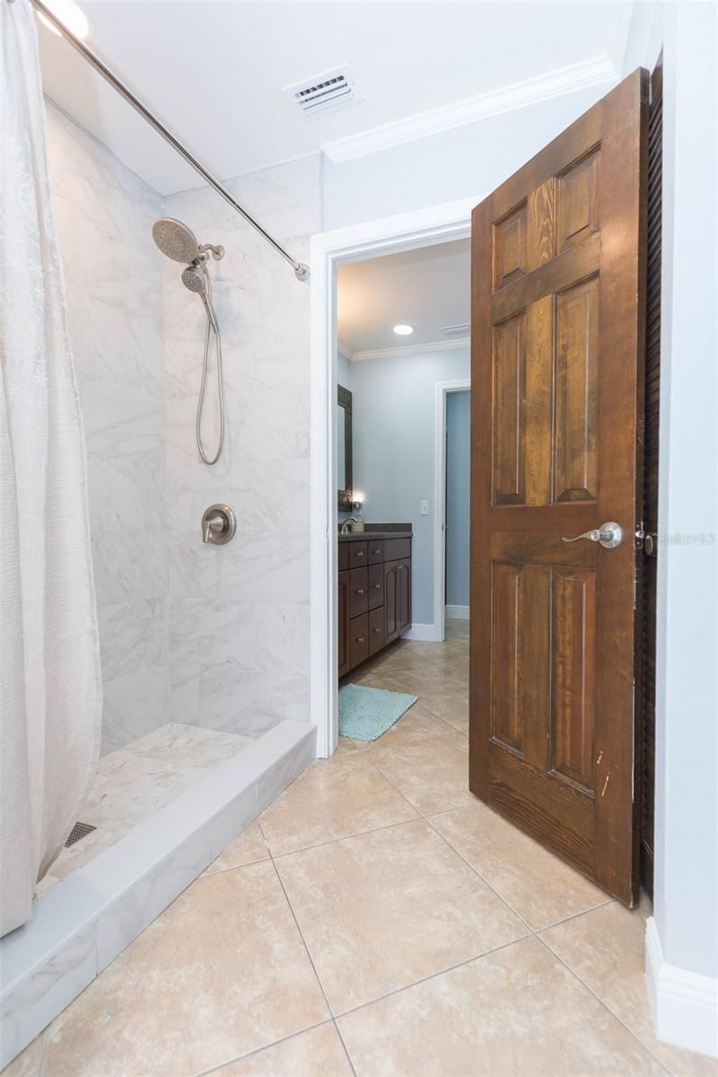 2709 Fairway View Drive , Valrico, FL 33596 Photo