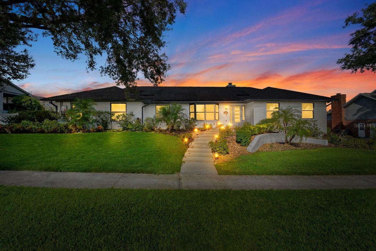 2709 Fairway View Drive, Valrico, FL 33596 Photo