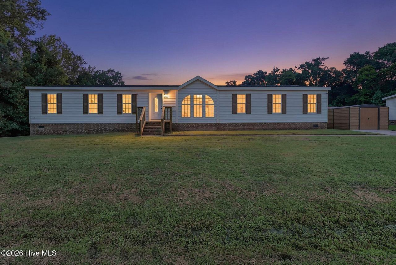 1001 Ocracoke Court, Jacksonville, NC 28546 Main Photo