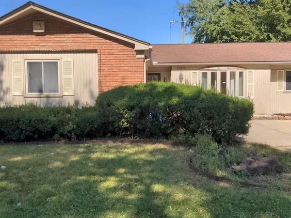 25828 Cherry Hill Road, Dearborn Heights, Mi 48127