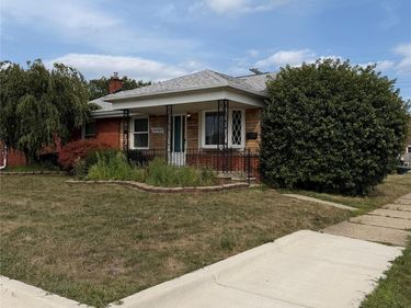 28302 Edward Street, Roseville, Mi 48066