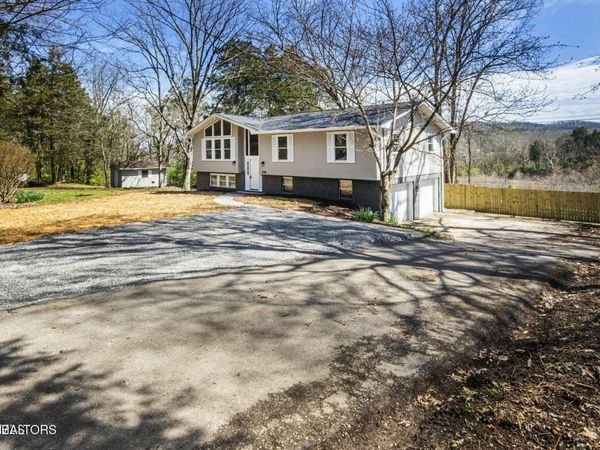 106 Newport Drive, Oak Ridge, TN 37830
