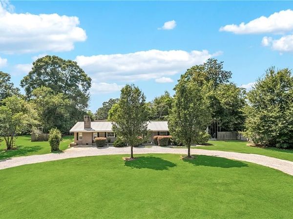 239 TUNG Road , Bogalusa, LA 70427