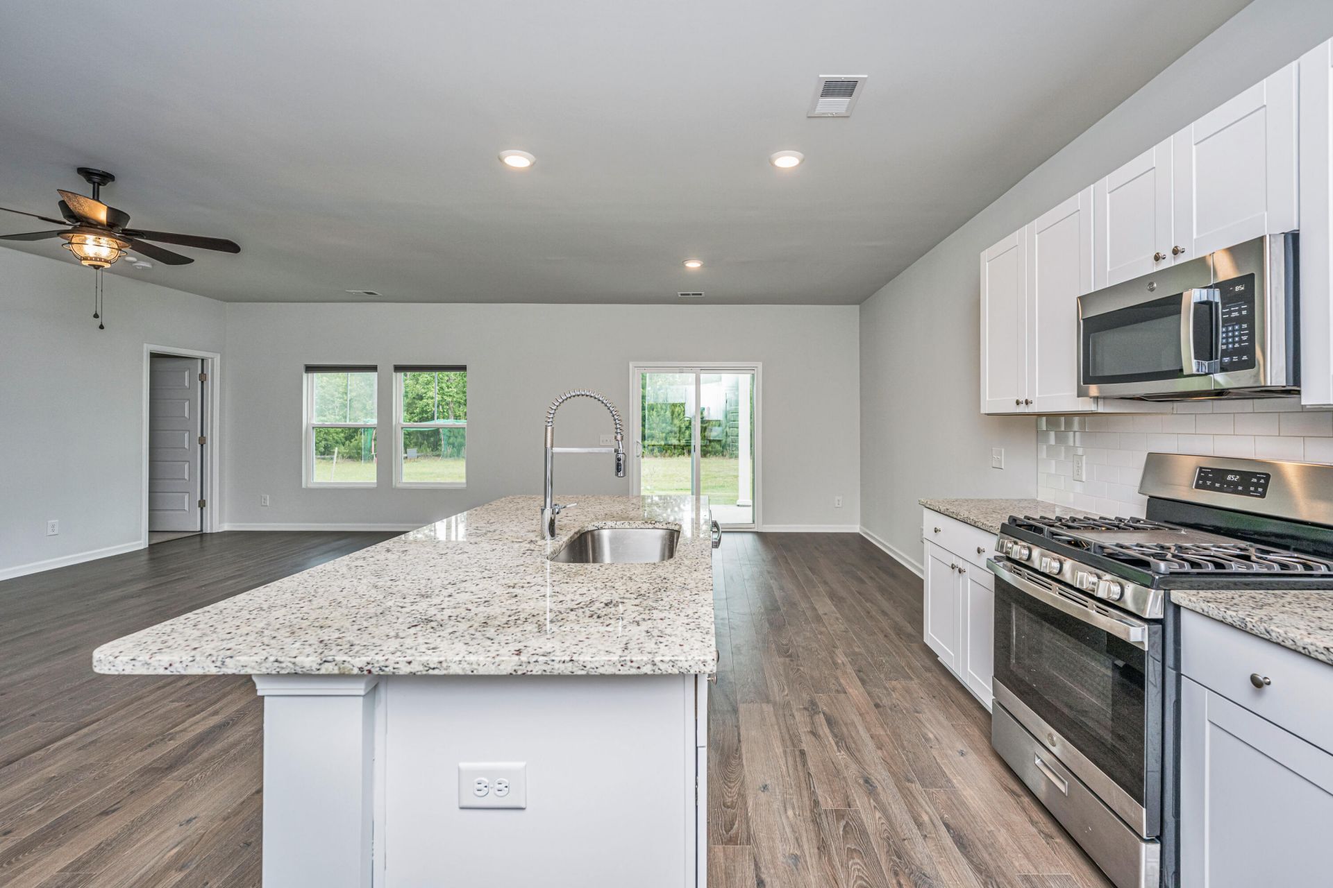259 Firewheel Court Photo 11
