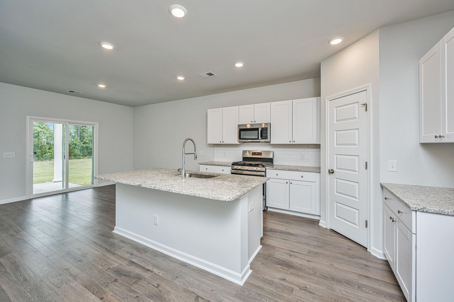 259 Firewheel Court Photo 8