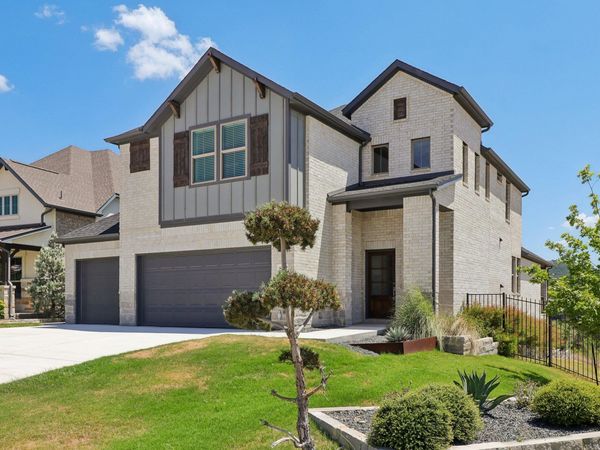 8112 Turning Leaf CIR, Lago Vista, TX 78645