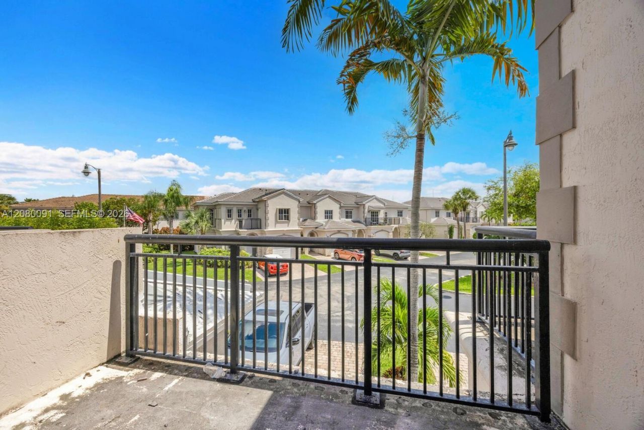 8441 SW 124 Av, Unit 104, Miami, FL 33183 Photo
