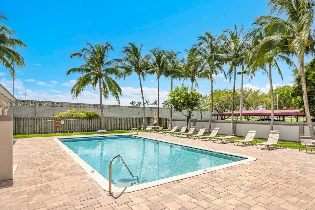 8441 SW 124 Av, Unit 104, Miami, FL 33183 Photo