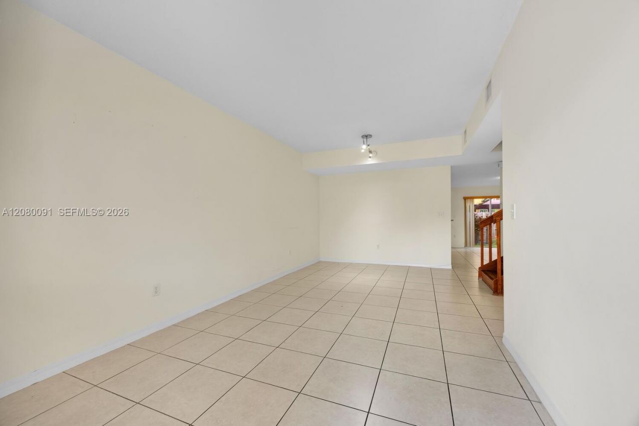 8441 SW 124 Av, Unit 104, Miami, FL 33183 Photo