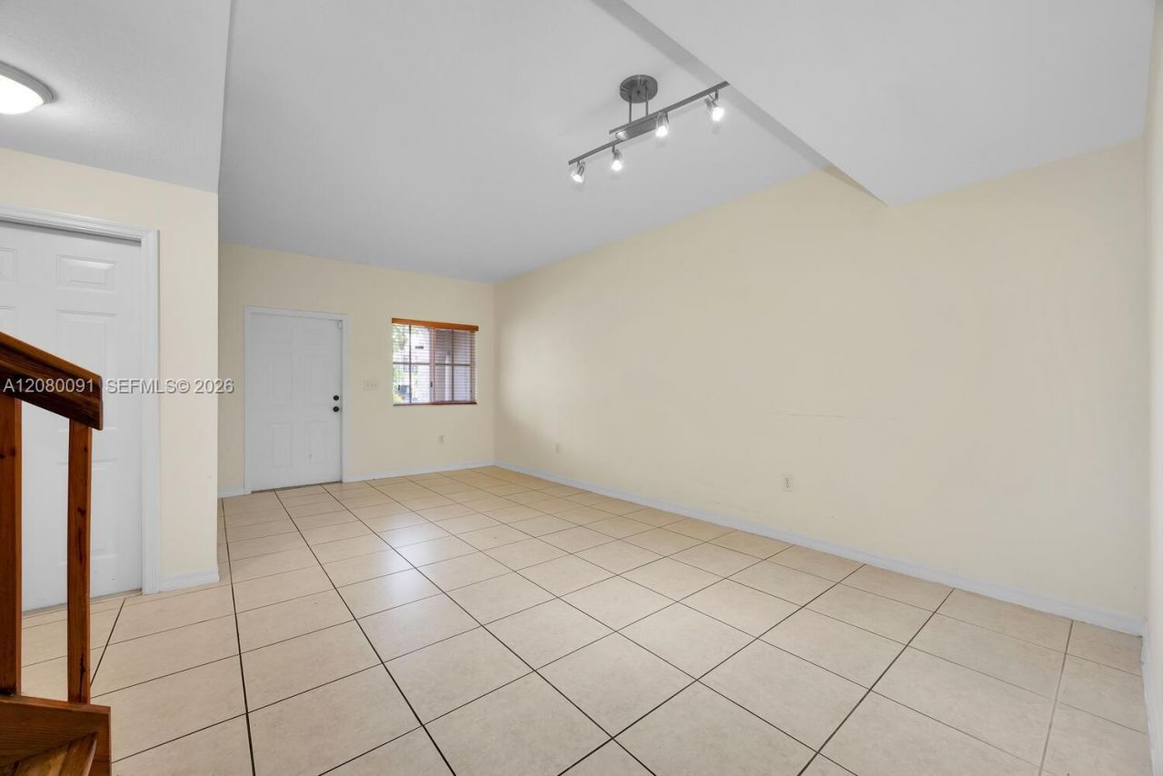 8441 SW 124 Av, Unit 104, Miami, FL 33183 Photo