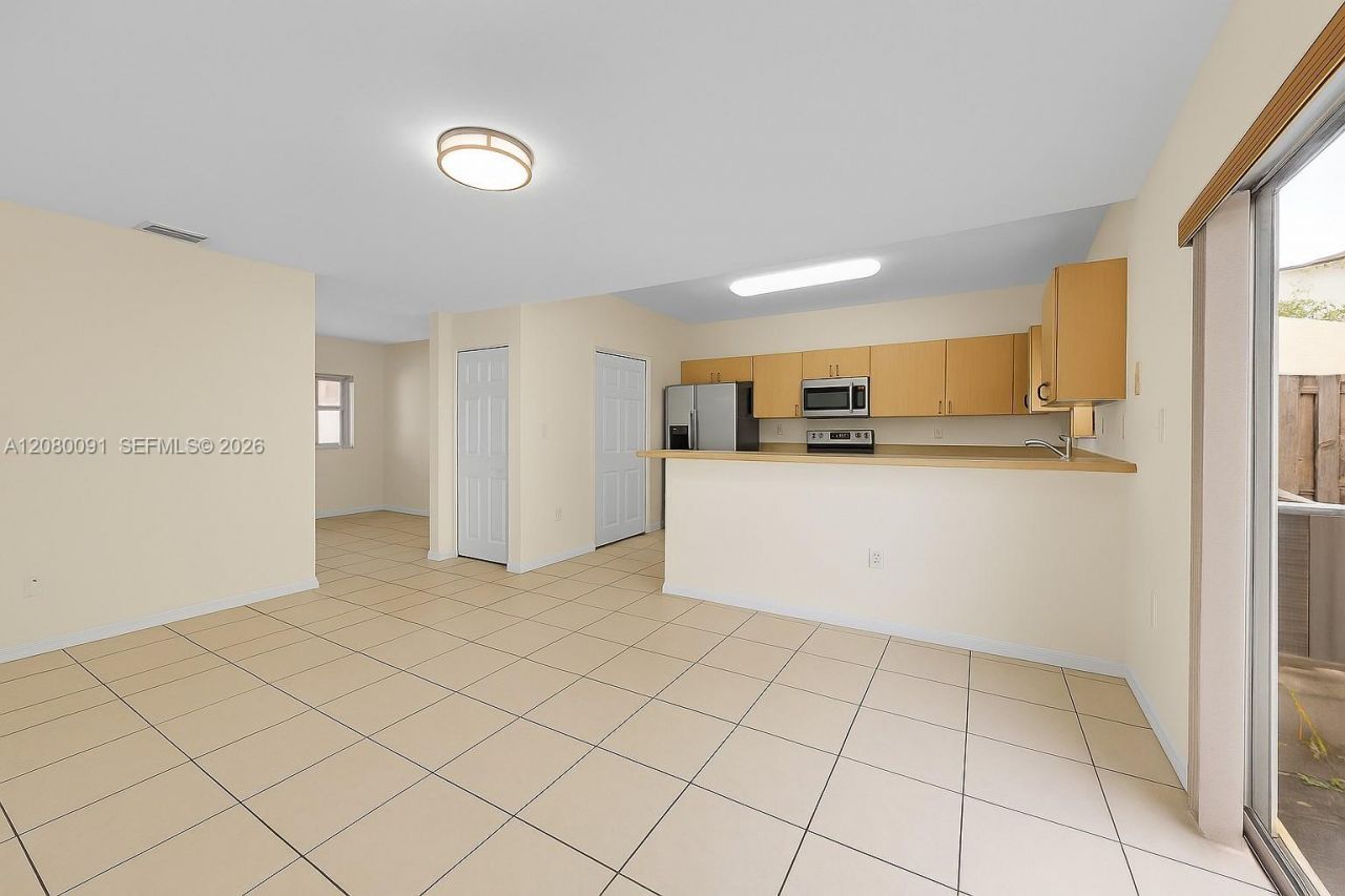 8441 SW 124 Av, Unit 104, Miami, FL 33183 Photo