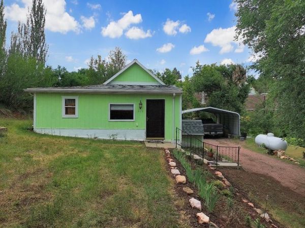 518 Beaver Ave, Hot Springs, SD 57747