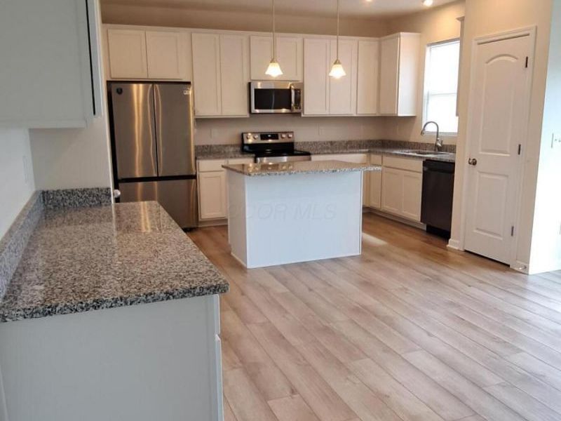5411 Morning Glory Street, Ashville, OH 43103 Photo 17