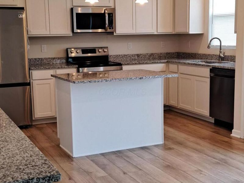 5411 Morning Glory Street, Ashville, OH 43103 Photo 18