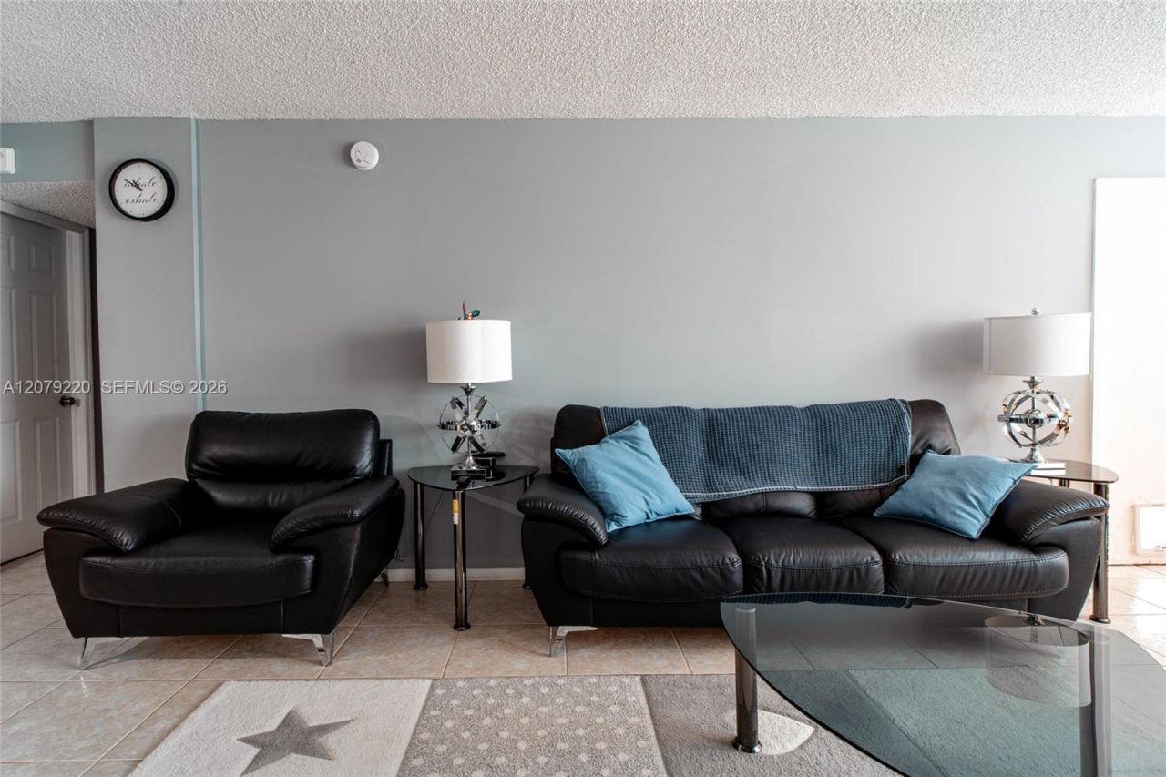 2001 Atlantic Shores Blvd , Unit 320, Hallandale Beach, FL 33009 Photo