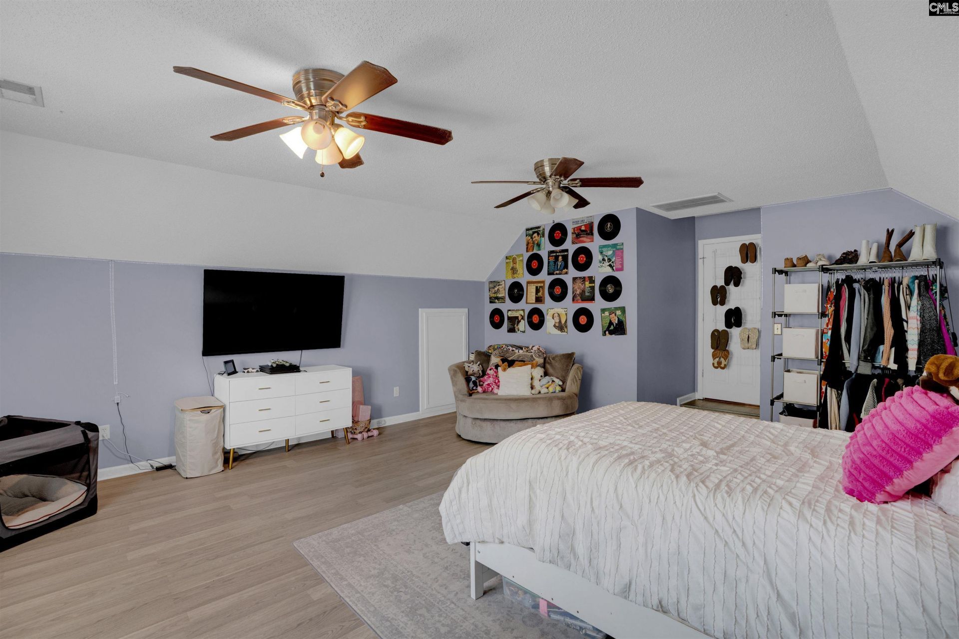 14 China Rose Court  Photo 31