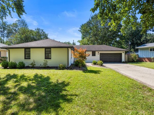 1107 Foothill Drive , Champaign, IL 61821