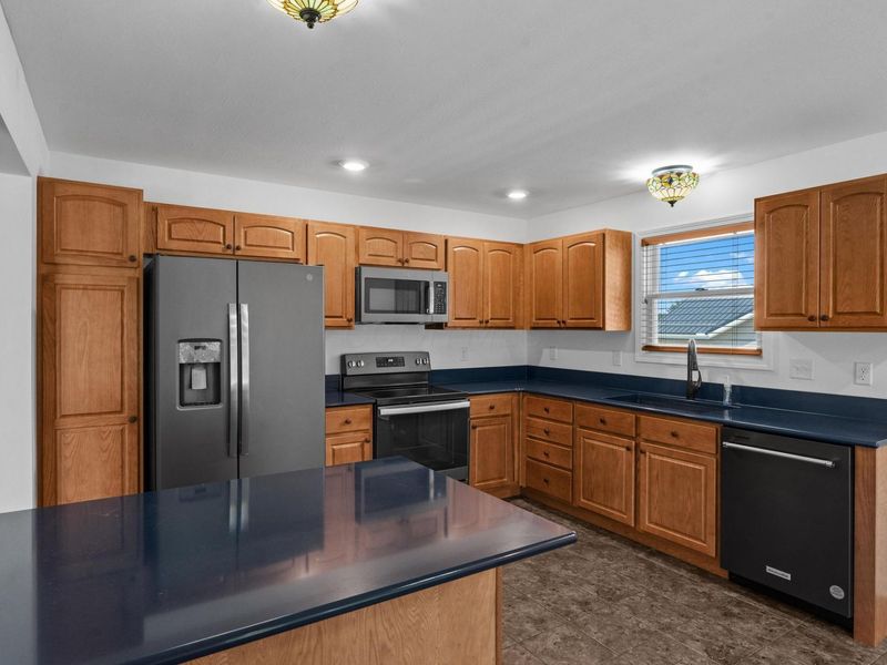 100 Tanglewood Drive, Hillsboro, OH 45133 Photo 17