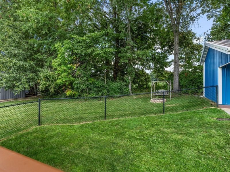 100 Tanglewood Drive, Hillsboro, OH 45133 Photo 9