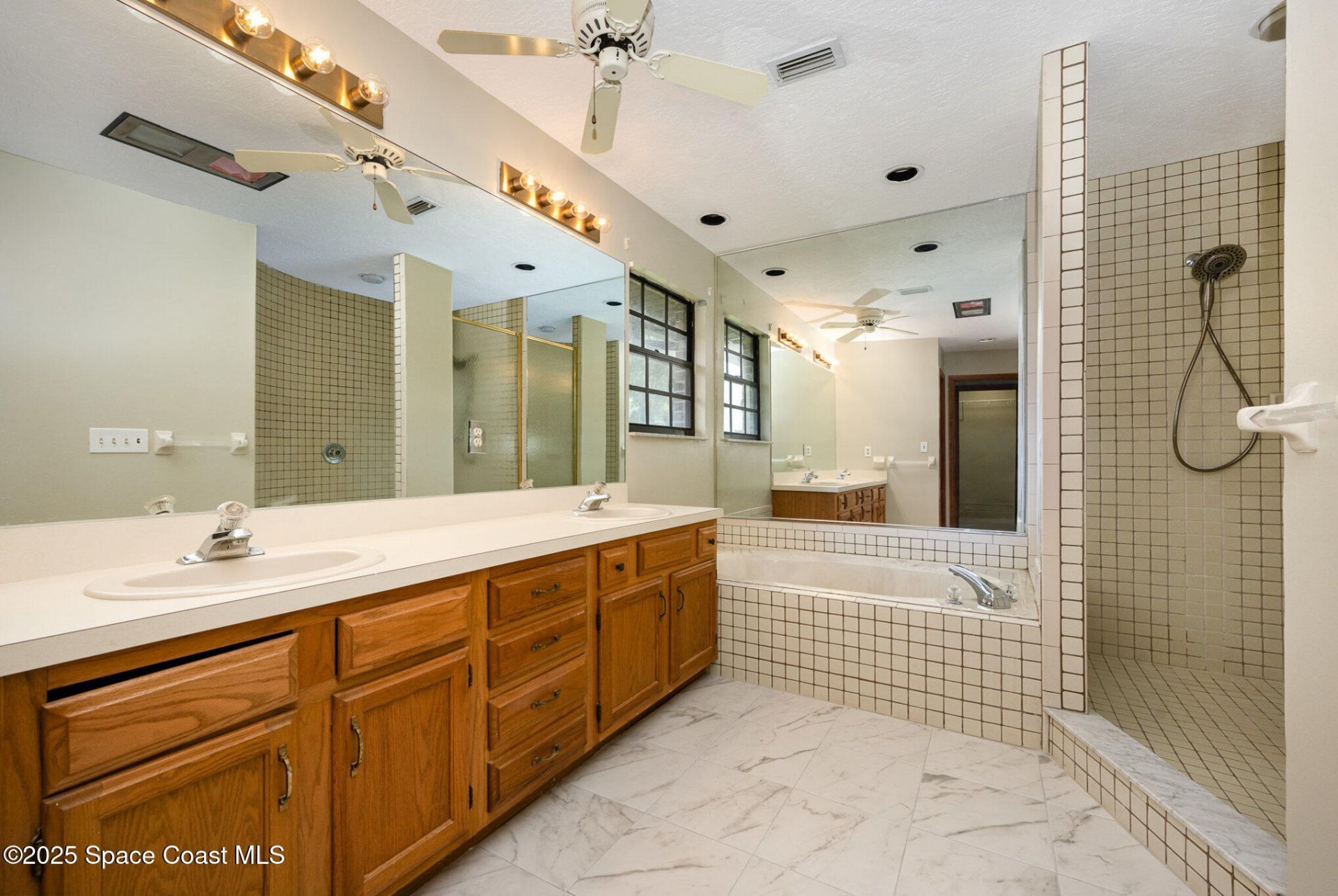 441 Crystal Lake Drive , Melbourne, FL 32940 Photo