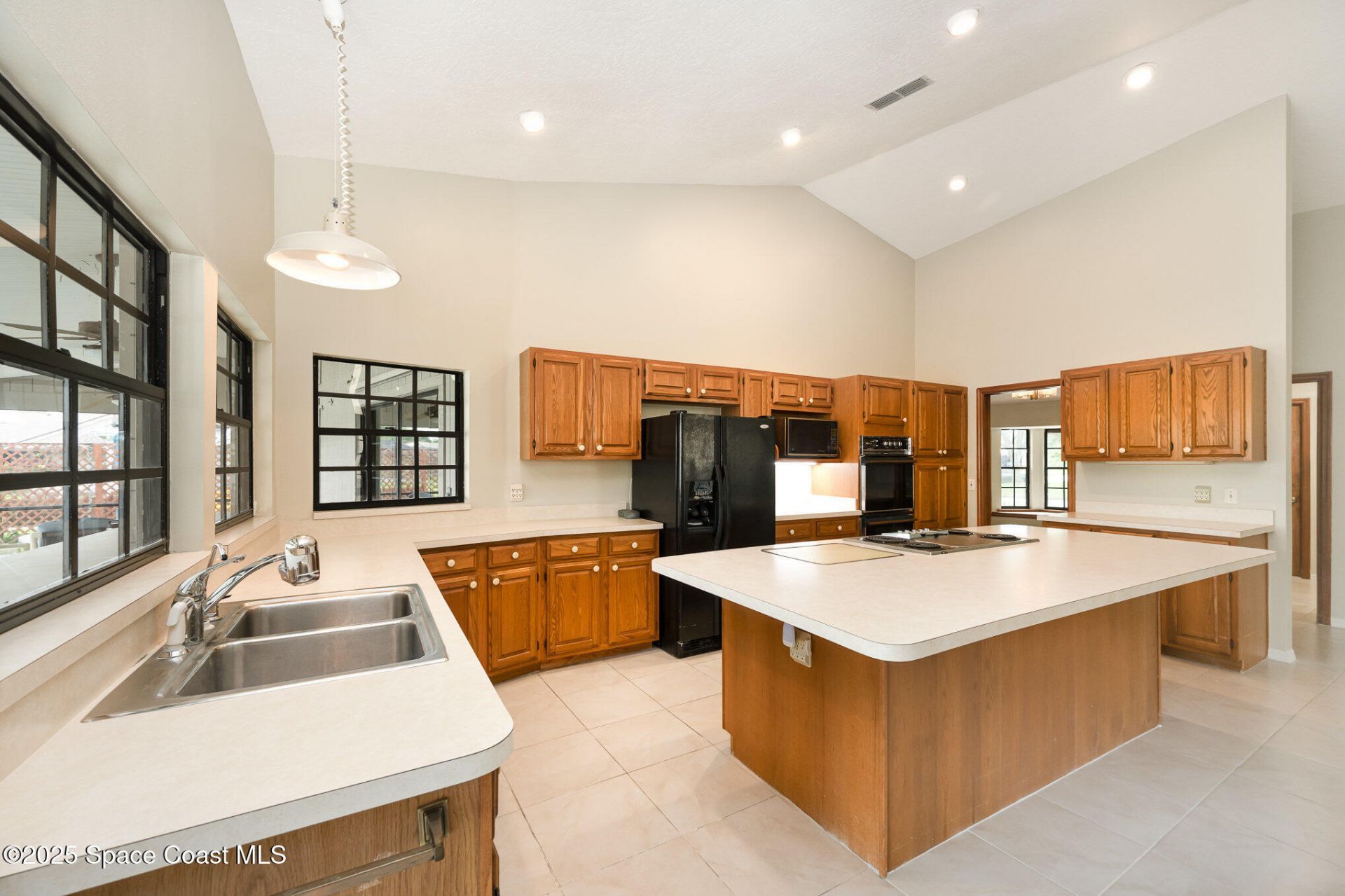 441 Crystal Lake Drive , Melbourne, FL 32940 Photo