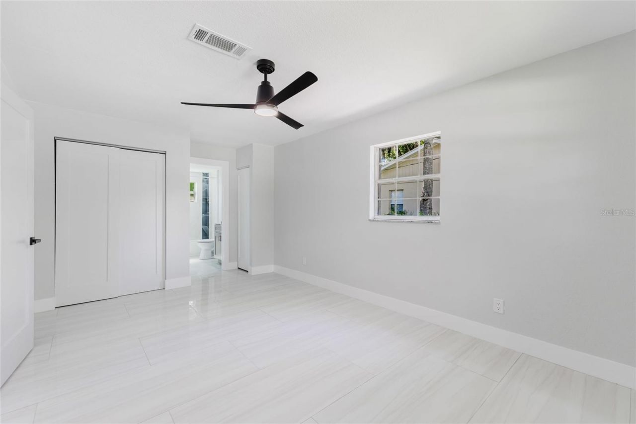 639 Hand Avenue, Sarasota, FL 34232 Photo