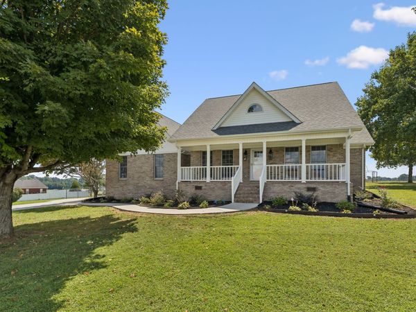 13 Elizabeth Cir , Fayetteville, TN 37334
